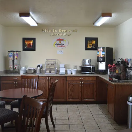 Super 8 by Wyndham St. George UT