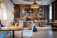 Best Western Premier Grand Monarque Hotel  Spa - breakfast