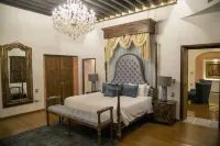 Casona de Los Sapos Hotel Boutique - Airport Shuttle