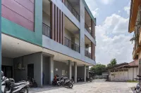 Urbanview Hotel Aloevera Pontianak - 2-Star
