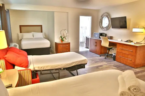 Travelodge by Wyndham Crescent City - parking