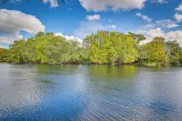 Waterfront Dunnellon Retreat w/ River Access! - 3-Star