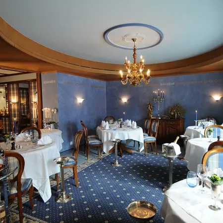 Waldhotel Doldenhorn