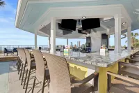 Compass Cove - bar