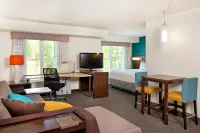 漢諾威黎巴嫩Residence Inn 飯店 - 停車場
