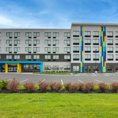 Tru by Hilton Toronto Airport West