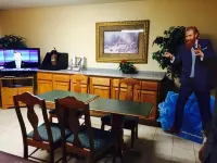 Super 8 by Wyndham Longview/I-20 - Motels