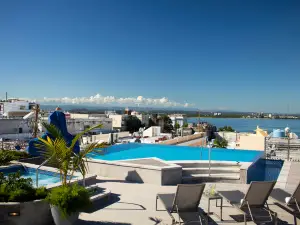 Palacio Provincial San Juan, Curio Collection by Hilton