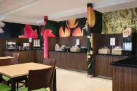 Fairfield Inn Manhattan - Desayuno