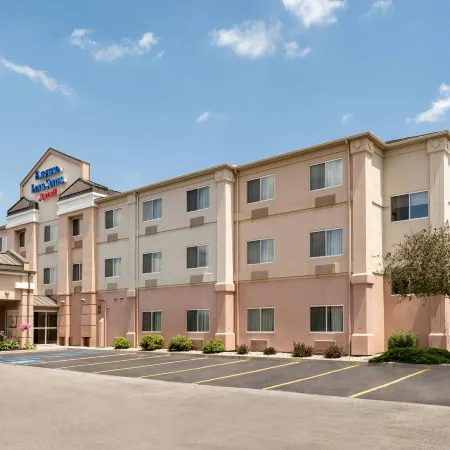 Fairfield Inn & Suites Toledo Maumee