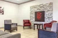 Red Roof Inn Dunn - parking
