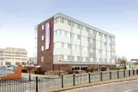 Premier Inn Birkenhead Town Centre - Parking