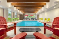 Home2 Suites by Hilton New Brunswick - Pool