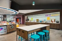 Tru by Hilton Ringgold - breakfast