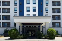 Coral Pointe Sarasota, an Ascend Collection Hotel - Wi-Fi