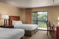 Riverside Inn - Desayuno