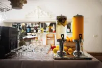 Penzión Wellness & Restaurant Zoborská, free parking - bar