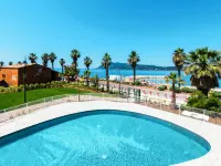 Le Cap Azur Hotels in Saint-Mandrier-sur-Mer