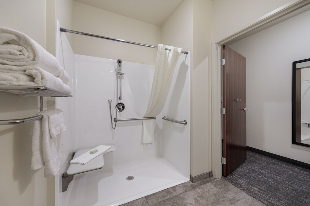 Cobblestone Inn & Suites - Brookville