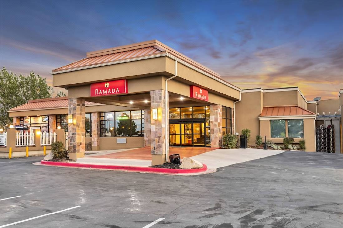 wyndham hotels near salt lake city airport
