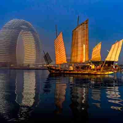 Sheraton Huzhou Taihu Lake Hot Spring Resort & Spa Hotel Exterior