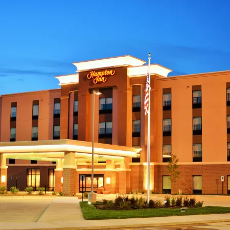 Hampton Inn Lincoln Airport