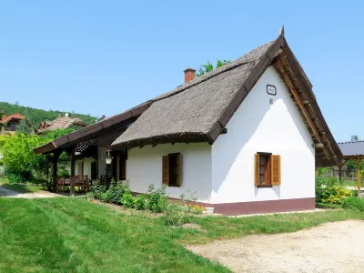 Szijartó Hotel a 