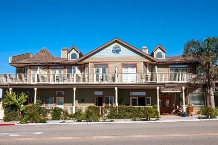 Cayucos Sunset Inn