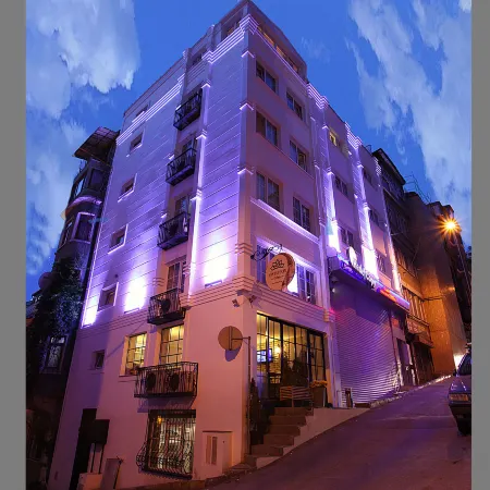 Taksim Santa Lucia Hotel
