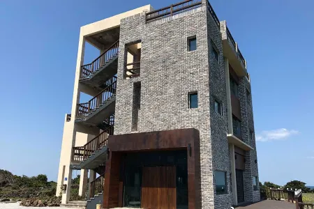 Jeju Barame Seuchiunda Отели рядом с достопримечательностью «Остров Удо»