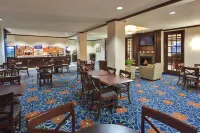 Holiday Inn Express & Suites Detroit-Novi