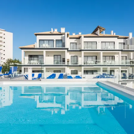 Correeira Luxury Residence T3 G - Albufeira, Pools, Wifi, BBQ, Beach