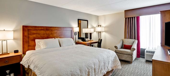 Hampton Inn Norfolk-Naval Base Hotels in Norfolk