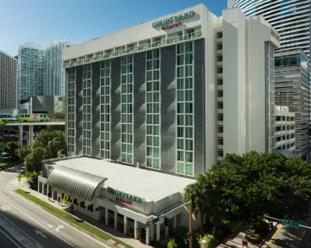コートヤード・バイ・マリオット・マイアミ・ダウンタウン マイアミのホテル