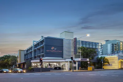 The Metropolitan Spring Hill Hotels in Spring Hill