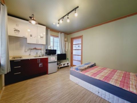 정선 행복펜션 외관