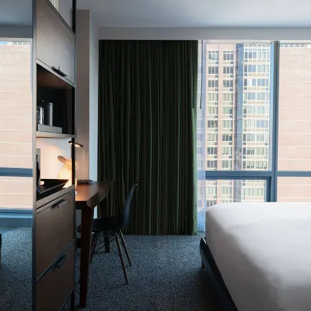Renaissance New York Chelsea Hotel Отели рядом с достопримечательностью «Челси»