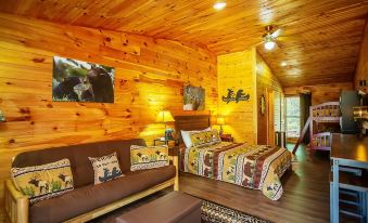 Bigfoot Lodge Room One