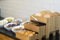 Holiday Inn Express DONCASTER by IHG - Breakfast