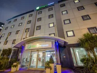 Holiday Inn Express LONDON-ROYAL DOCKS, DOCKLANDS by IHG Hotels near London Velopark