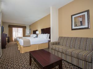 Holiday Inn Express & Suites Clovis