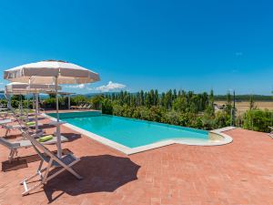 Luxury Villa in Tuscany with Pool Near Pisa and Florence - Eight Bedrooms 14 pl