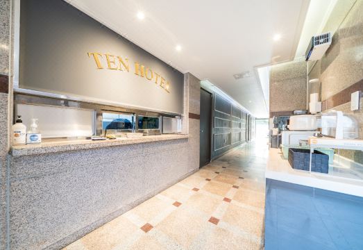 목포 호텔 텐-Ten의 모던한 객실 디자인