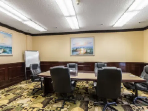 伯利森-沃斯堡品質酒店 約翰遜縣酒店