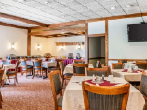 Quality Inn Hotels in Gallia County