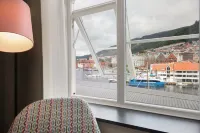 Scandic Torget Bergen - con vistas a la montaña