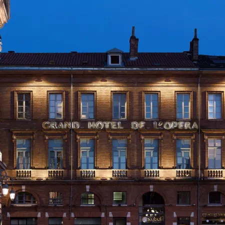 Grand Hotel de LOpera, BW Premier Collection Отели рядом с достопримечательностью «Комплекс EDF Bazacle»