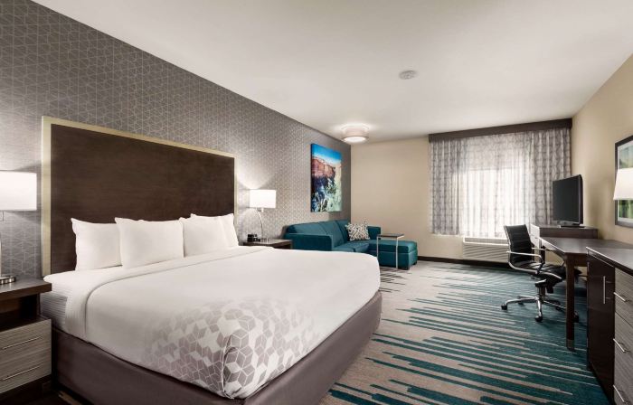 La Quinta Inn & Suites by Wyndham Clovis CA