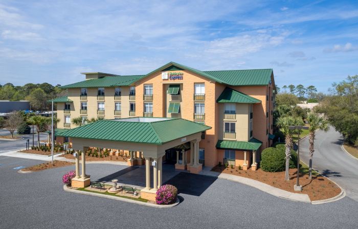 Holiday Inn Express & Suites BLUFFTON @ HILTON HEAD AREA by IHG
