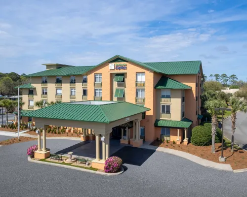 Holiday Inn Express & Suites BLUFFTON @ HILTON HEAD AREA by IHG Hotele w: Bluffton